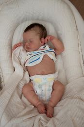 Poupées NPK 45CM born bébé poupée renaître Loulou endormi doux corps câlin réaliste peau 3D avec veines visibles de haute qualité fait à la main 230710