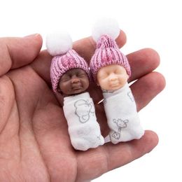 Poupées simulées bébé nouveau-né PVC Handle décorative Toy Dinger Dinger Doll Real Vêtements aléatoire S2452201 S2452201 S2452201