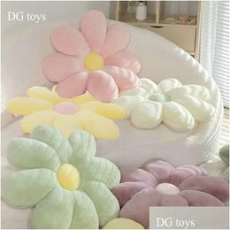 Poupées Couleur douce Fleur moelleuse Coussin en peluche réaliste Fleurs de marguerite Plante en peluche Décoration de la maison Coussin Tapis de chaise pour enfants Gi Dhlr6