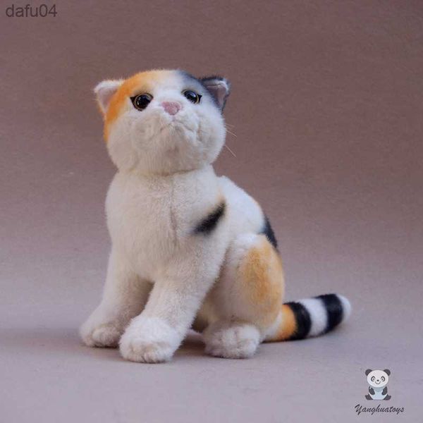 Muñecas suaves y suaves animales de peluche tres Felinae modelo muñecas gatos de juguete niños regalos para niños y niñas presente L230522