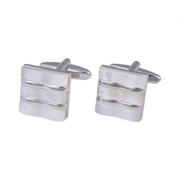 Boutons de manchette en cuivre de Dongguan Boutique haut de gamme Boutique Blanc Fritillaria Fashion français