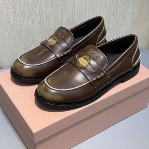 Dongguan, productos de alta gama, edición mejorada, cuero genuino, moneda de oro usada, Lefu, zapatos Mary Jane de moda