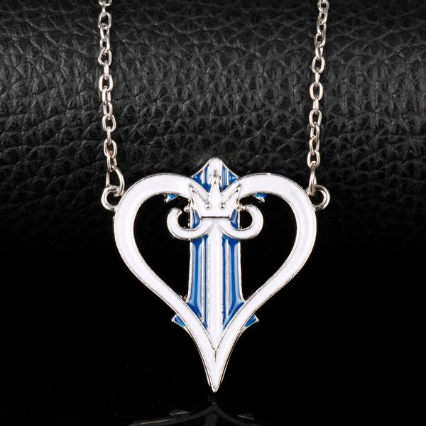 Dongsheng japonais Anime bleu royaume coeurs couronne colliers pendentifs métal émail coeur dessin animé breloques collier cadeau-30247p