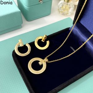 Donia Sieraden Luxe Ketting Europese en Amerikaanse Mode Ronde Titanium Staal Micro-set Zirkoon Hanger Oorbellen Designer Gift Set