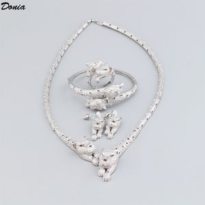 Donia sieraden luxe ketting Europese en Amerikaanse mode luipaard titanium micro-ingelegde zirkoon armband oorbellen vierdelige designer banket geschenkdoos