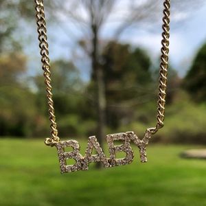 DOREMI Kristallen Hanger Letters Ketting voor Vrouwen Aangepaste Sieraden Aangepaste Naam Kettingen Gepersonaliseerde Zirkonia Iced Out Hanger Y122310m