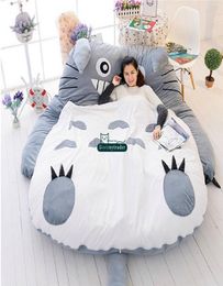 Dorimytrader 210 cm x 170 cm Japanse anime grijs totoro pluche bed zitzak big gevulde cartoon totoro slaapzak tatami sofa dy602582510648