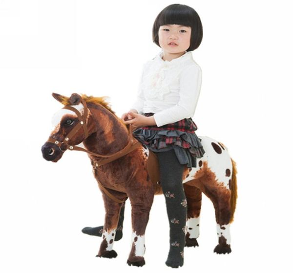 Dorimytrader 82 cm X 62 cm géant doux en peluche Simulation Animal cheval de guerre en peluche jouet réaliste tour cheval cheval en peluche jouet cadeau pour enfant 2732293