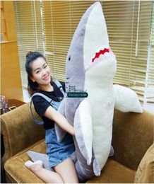 Dorimytrader Grand 63 pouces Emulational Animal Shark Peluche Jouet 160cm Jumbo Soft Stuffed Lifelike Sharks Play Doll Sleeping Pil3093769