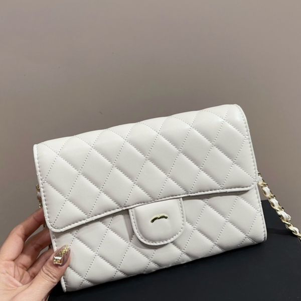 Double chaîne française Lettre classique Woc White Women Designer Gold Purse matelon matelassé Crossbody Luxury Luxur