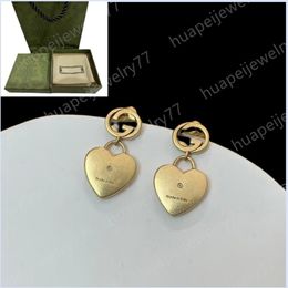 Boucles d'oreilles double G en forme de cœur en or Boucles d'oreilles classiques en or 18 carats pour femme Mariage de la Saint-Valentin avec boîte-cadeau Ruban de timbre en relief Qualité supérieure