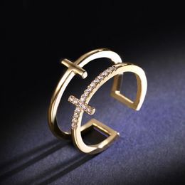 Ringen met dubbele laag Iced Diamond 18K goud weelderige royale elegante sieraden voor vrouwen feestbetrokkenheid Fine Ring Accessories234H