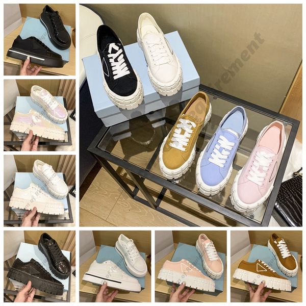 Zapatos casuales de doble rueda Zapatilla de deporte de gabardina de nylon Aumento interior invisible Con caja 2022s Plataforma triangular Lona baja Diseñador Lujo Tpu Suela de goma zapatos de mujer