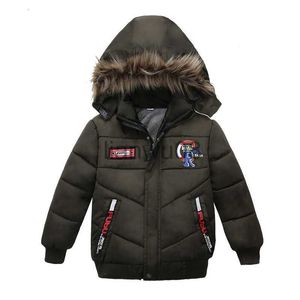 Down Coat 2023 Nouveaux enfants bébé garçons automne vestes à capuche vêtements d'extérieur mode tendance lettre enfants épais manteau chaud garçon hiver vêtements de neige x0825