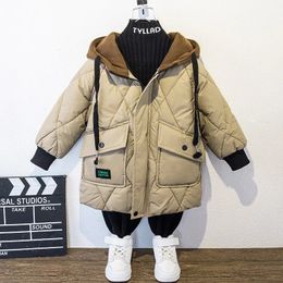 Down Coat 2023 Nouvel hiver à capuche en coton vestes garçons fermeture éclair vêtements d'extérieur enfants Parka chaud Snowsuit manteaux vêtements décontractés 3-14 ans 231020