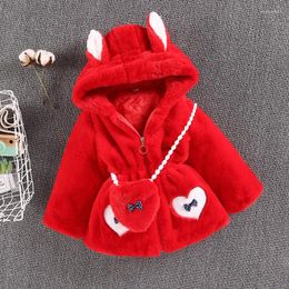 Down Coat Children's Clothing Girl's Autumn and Winter Wool Sweater Imitatie Fur Love Bag Dikke katoenen jas