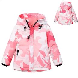 Manteau d'hiver pour enfants Manteau d'hiver pour garçons et filles Veste à capuche camouflage vêtements pour enfants imperméable Enfant épaissir la neige wear3-12Y 231108