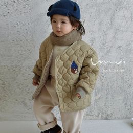 Para baixo casaco crianças parkas 2023 inverno quente vintage crianças meninas algodão acolchoado jaqueta mais veludo grosso bebê meninos roupas 231026