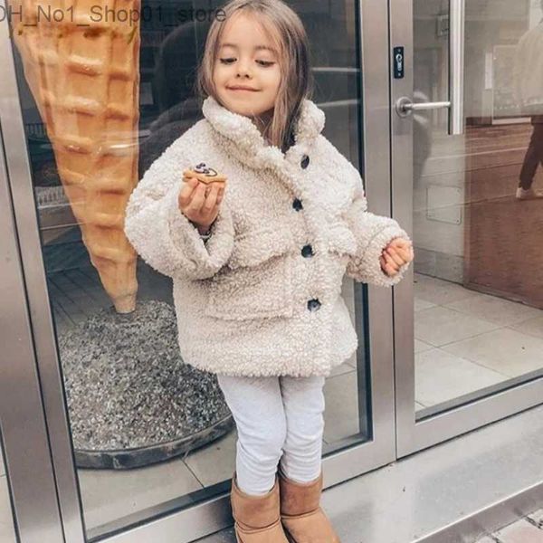 Abrigo de abajo Moda Bebé Niñas Niño Invierno Chaqueta Cálida Villus Grueso Lana de Cordero Infantil Niño Niños Ovejas Como Abrigo Bebé Ropa Exterior Algodón 1-7Y Q231205