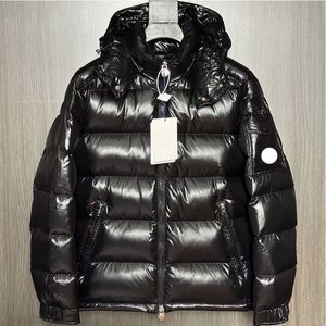 Down Jacket Designer Parkas Manteau pour Hommes Femmes Vestes d'hiver Style de mode Slim Corset Épais Tenue Coupe-Vent Poche Outsize Chaud