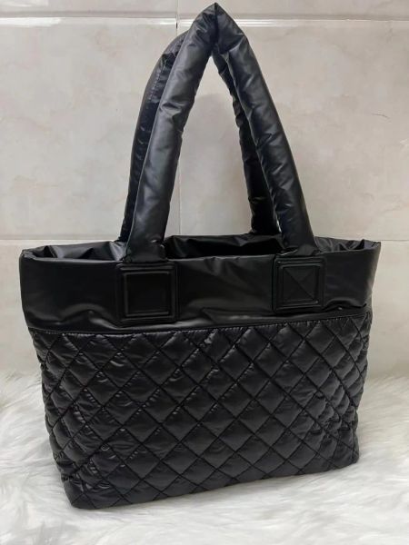 Down veste matériau sac fourre-tout noir Sac à bandoulière argenté en métal zipper robe d'hiver paresseuse