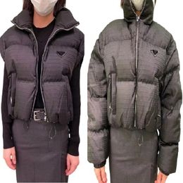 Chaqueta de plumón chaqueta acolchada para mujer chaleco acolchado para mujer parka con capucha de diseñador para mujer abrigo con cremallera prendas de vestir exteriores cálidas de invierno abrigo corto de marca para mujer tops S-XL