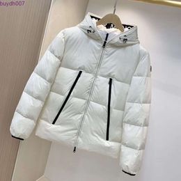 Down Parkas Monclair Marques Veste Original Luxe Designer Marque Manteau Mode Femmes À Capuchon Brodé Survêtement Top Taille M-5XL Nkib