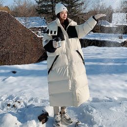 Down Parka's Waterdichte ski-jas voor dames Warme sneeuwjas Bergwindjack Regenjas met capuchon Gekwalificeerde parka's Herfst Winter 220912