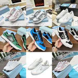 Downtown Baskets en cuir Chaussures de sport en cuir patchwork Semelles en caoutchouc Célèbre D = chaussure à plateforme de créateur Chaussures de sport basses Couple Confortable Skateboard Marche