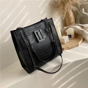 Drawstring Aosbos Crocodile Patroon PU Lederen ketting Schoudertassen voor vrouwen Handtassen Designer Crossbody 2024 Grote capaciteit TOTE TAG