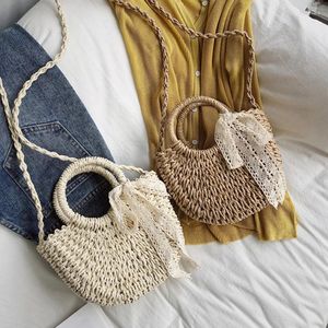 Sac à cordon en dentelle de paille de berce pour femmes sacs à main tissés sacs à main les sacs à bandoulière pour la plage d'épaule à tricot en osier 2024