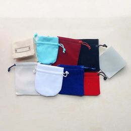 Bolsas con cordón Bolsas de regalo de tela de terciopelo suave para collar de diseñador Pulsera Pendientes Embalaje de joyería Favores de fiesta de boda Embalaje Maquillaje Organizador de cosméticos