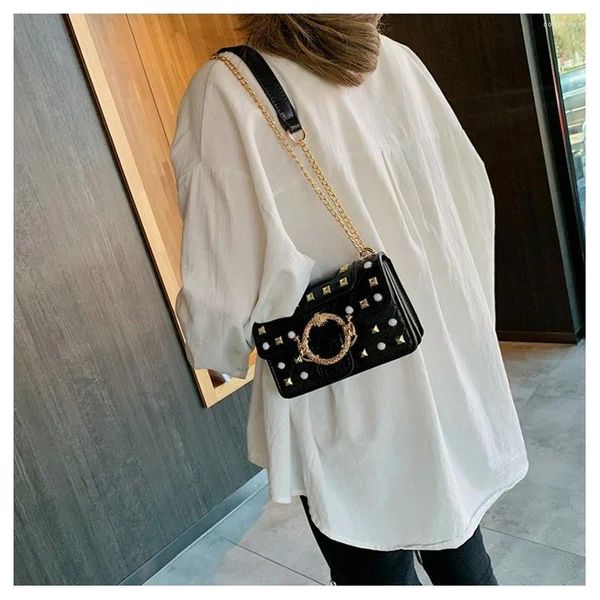 Bolso de hombro para mujeres con cordón de la mujer Summer Slant Slant Fashion Bold Chain Rivet pequeño cuadrado