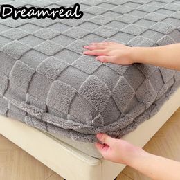 Funda de cama Dreamreal Jacquard, Sábana ajustable de terciopelo, sábanas de estilo a cuadros, protectores cálidos para colchón, sin funda de almohada 240116