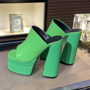 Vobe 15 cm Super Heels Chaussures Calfskin 5.5 cm Platform Mules Slipper Slipper Square-Toe Femmes Designer Sandales Summer Summer Femme Mule Mule Luxury Qualité Top Quality