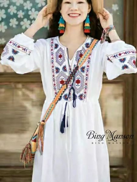 Robe 2023 nouveau printemps et automne robe motif brodé coton lin robe blanche vacances quart manches manches longues fête