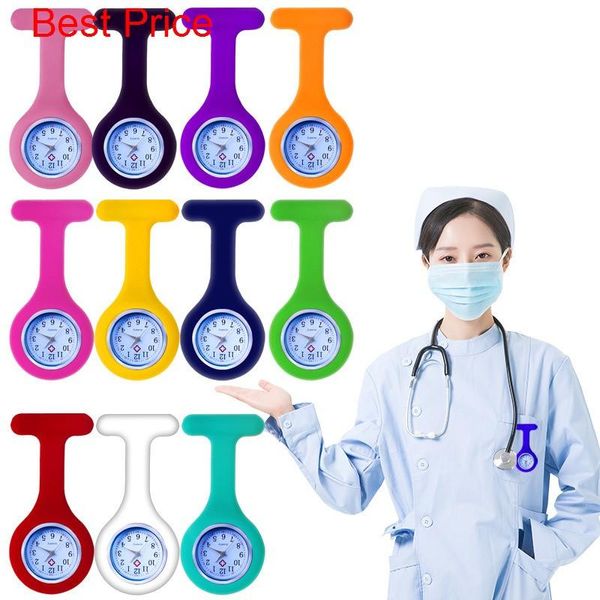 Habiller 50pcs / lot infirmière de mode en gros regarder les femmes de poche montre Clidon Heart Pendant Hang Quartz Clock pour un nouveau médecin infirmière montres