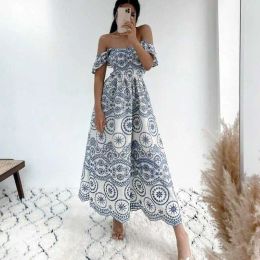 Robe Boho Inspired Eyelet Robe brodé pour les femmes Robe carrée de couet