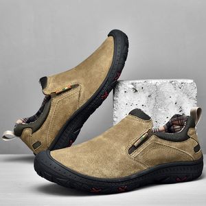 Habille des baskets décontractées en daim mocts en cuir mascules de conduite de chaussures mocassins à la main les chaussures de marche respirantes 230922