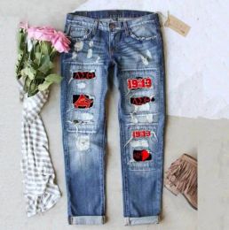 Jurk Direct Deat Crossborder Europese en Amerikaanse Griekse Sorority Middentaille Gedrukte Sticker Hole Washed Jeans voor dames