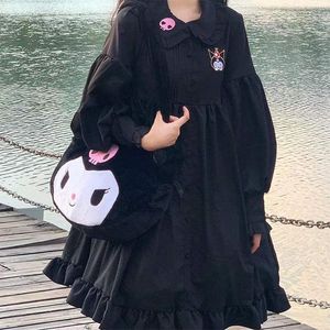 Robe houzhou noire lolita robe kawaii dessin de dessin à manches longues robes courtes féminines voltigeur peter pan collier japonais goth