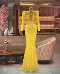 Robe longue de bal jaune manches col en V Bling paillettes Appliques dentelle perlée longueur de balayage grande taille robes de soirée sur mesure es