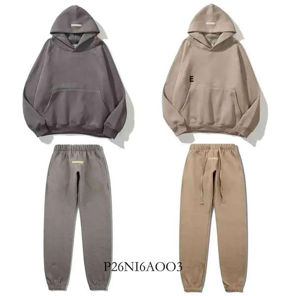 Robe Hommes Femmes Essent Sweats à capuche Pull (Deux sweats à capuche donnent une paire de chaussettes) Designers Ess Sweatshirt Essentialhoodies Essentialhoody Sudadera Felpa 445