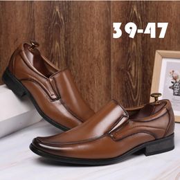 Robe Plus pour la taille des hommes Chaussures de travail Slire sur les molages à orteils carrés faits à la main en cuir polonais Sapato Masculino 231109 3768