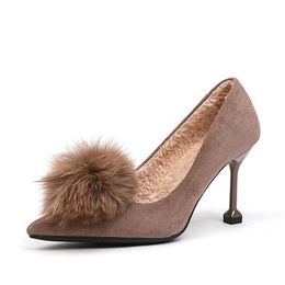 Zapatos de vestir 2021, zapatos de tacón sexis para mujer, bonitos zapatos de tacón alto con bola peluda para mujer, puntiagudos cortos de felpa, Otoño Invierno para mujer