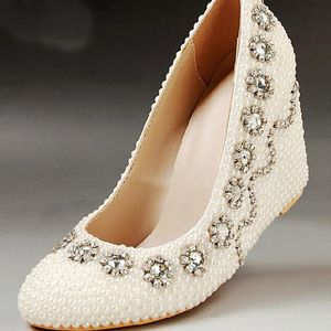 Dress Shoes 2021 Style Oound Toe Ivory Pearl Prom Hoge Heels Formele Lady Wedge Bridal Wedding Fashion Women Pumps