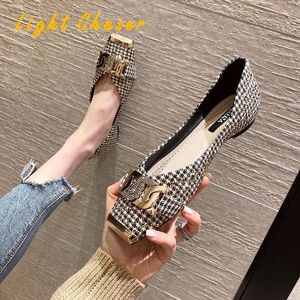 Jurk Schoenen 2021 Dames Pompen Zijde Satijn Pointy Teen Rhinestone Crystal High Heels Slip op Wedding Sandal Sexy Single