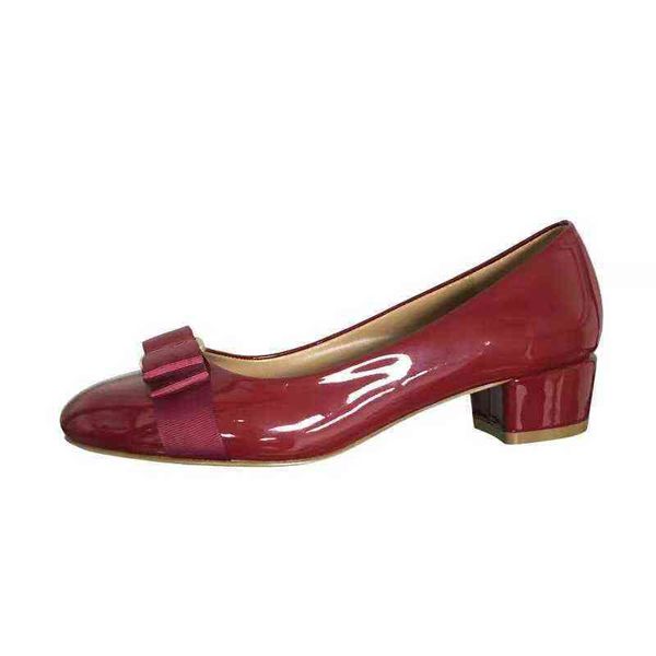 Chaussures habillées 2022 printemps Sexy mode nouveau automne talon épais papillon bouton rouge en cuir verni femmes nez rond Ladie 220715