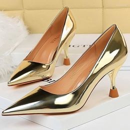 Zapatos de vestir 2022 fetiche fetiche de 7.5 cm de tacones de altura bombas de boda dorada de novia bajo de cuero de graduación escarpada brillante dama talla grande 43