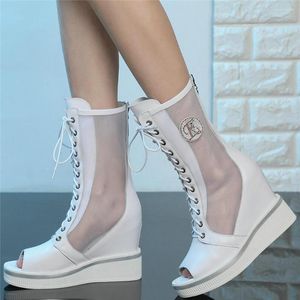 Dress Shoes 2023 Casual vrouwen echte leer hoge hakpompen vrouwelijk veter zomers peep teen motorfiets laarzen mode sneakers